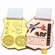 Günstige Custom Design Zinklegierung Honor Challenge Taekwondo Karate Metal Sport Medaille für schwarzen Gürtel